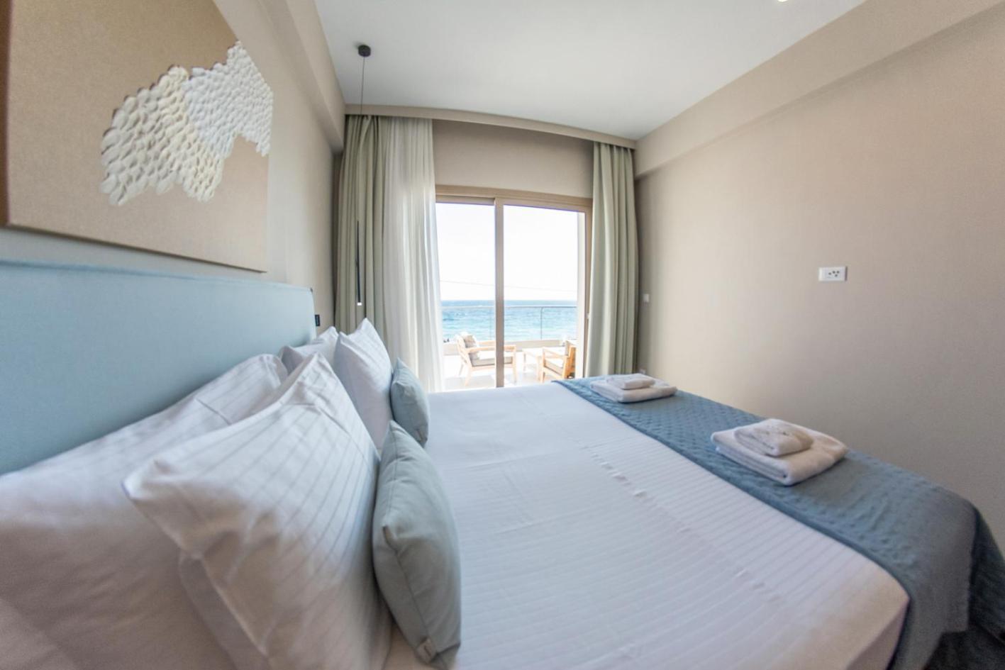 Kaiser Luxury Suites Achilleion Экстерьер фото