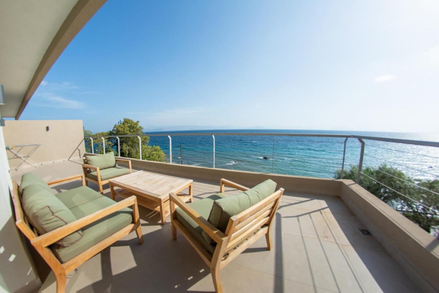Kaiser Luxury Suites Achilleion Экстерьер фото