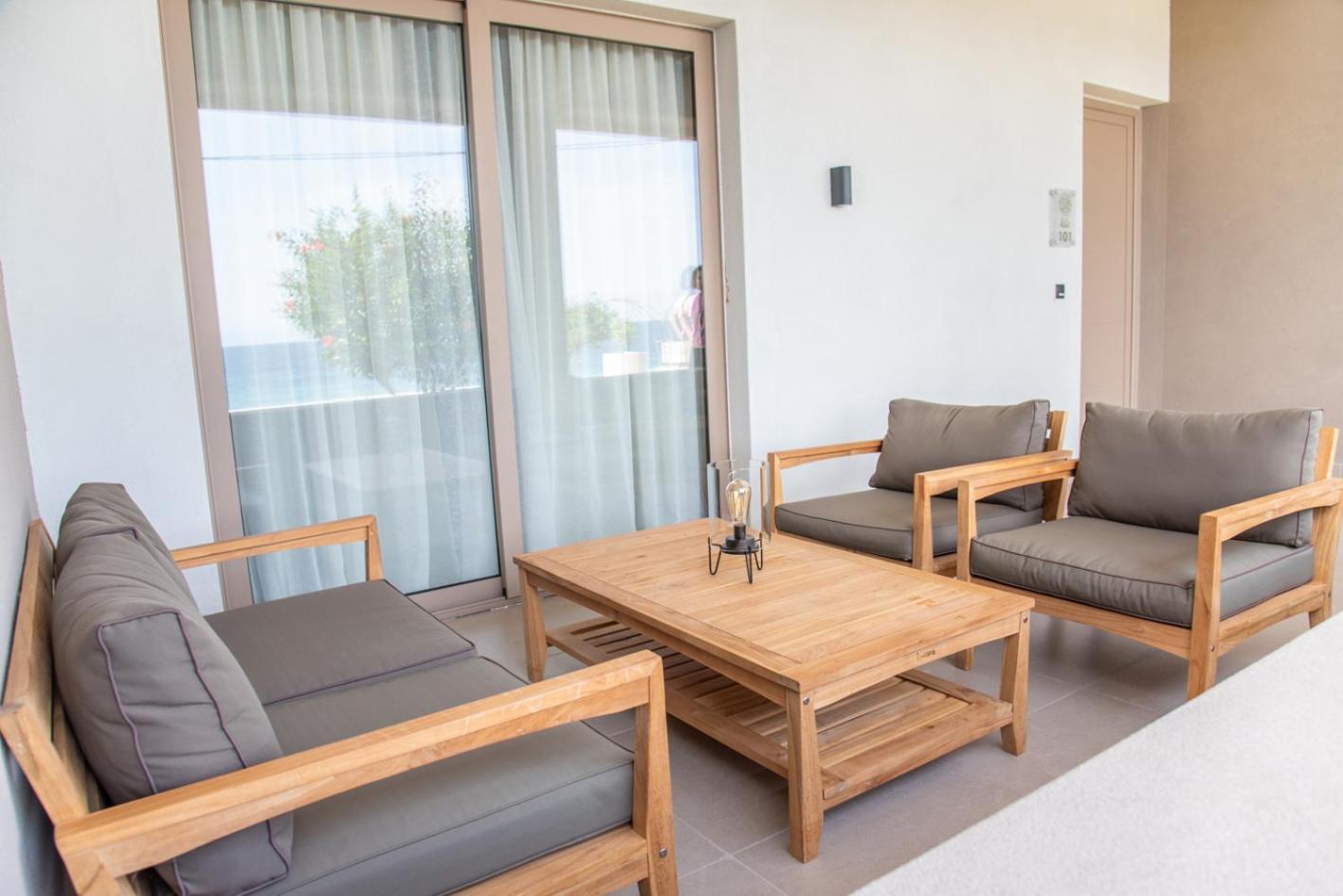 Kaiser Luxury Suites Achilleion Экстерьер фото